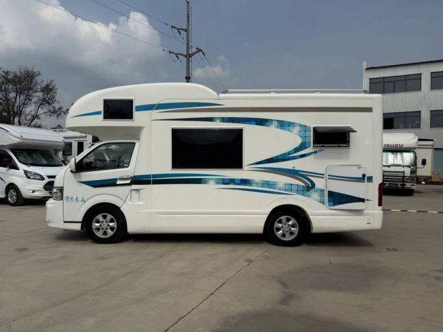 BSW HIACE (TOYOTA)  2017