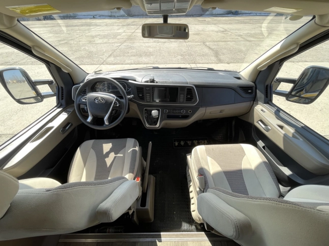 MAXUS V80  2023