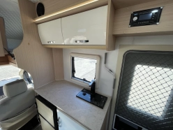 MAXUS V80  2023