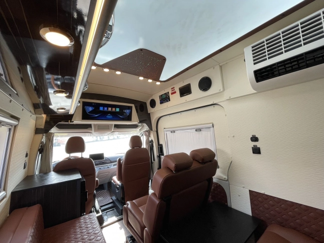 MAXUS V90 Campervan 2023