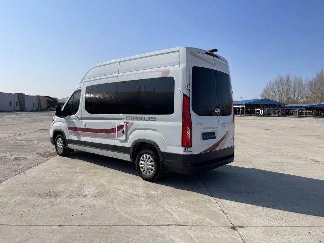 MAXUS V90  2022