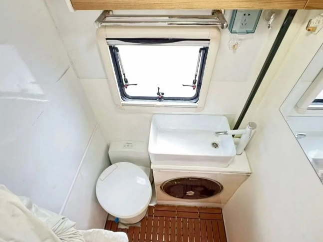 MAXUS T90  2022