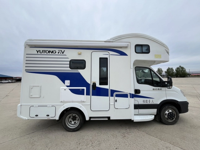 IVECO YUTONG RV  2020