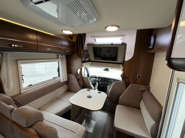 IVECO YUTONG RV  2020