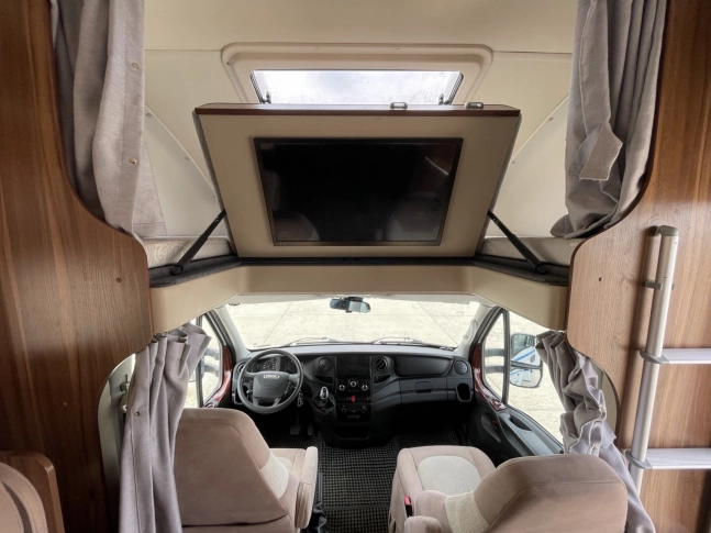 IVECO YUTONG Слайдер  2020