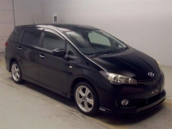 Toyota wish 1.8X HID Selection 2010