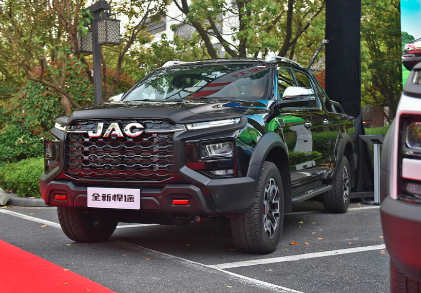 JAC T9 фото